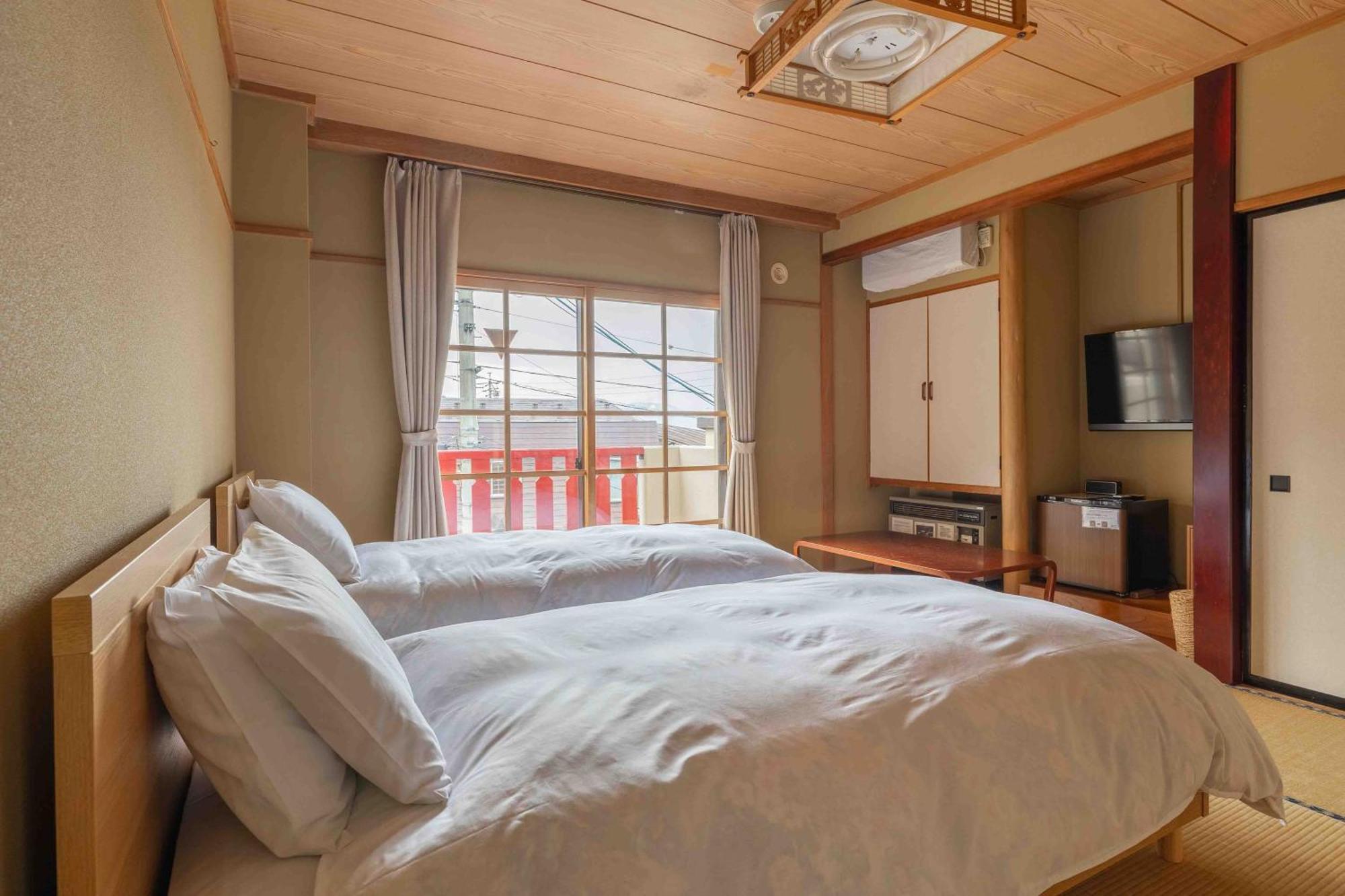 Elizabeth Hotel Nozava Onszen Kültér fotó